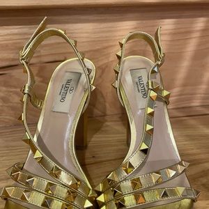 Valentino Garavani Rockstud Metallic Leather Slingback Sandals